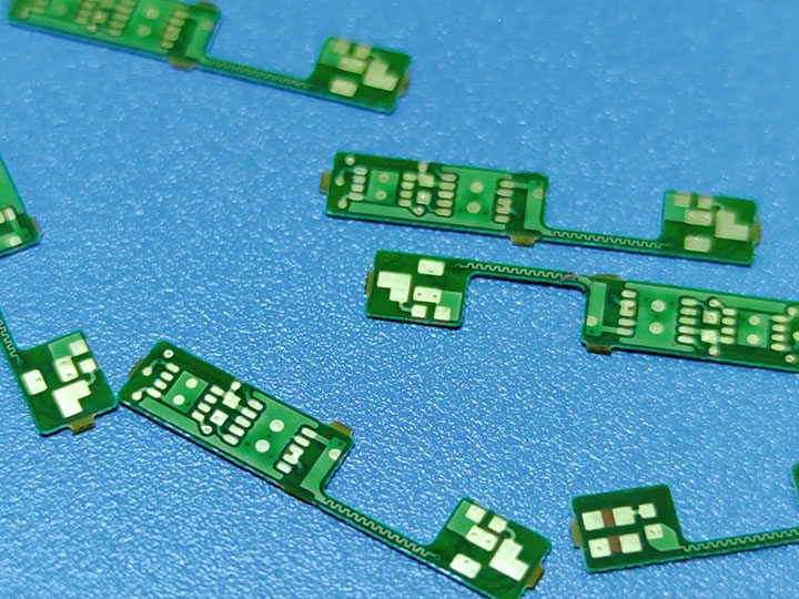 华日激光Cypress2紫外|绿光激光器电子电路PCB分板、水口激光切割