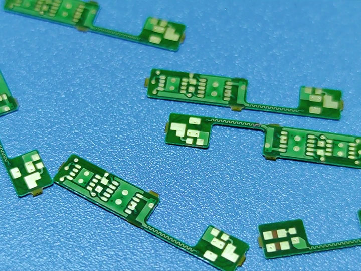 华日激光Cypress2紫外|绿光激光器电子电路PCB分板、水口激光切割